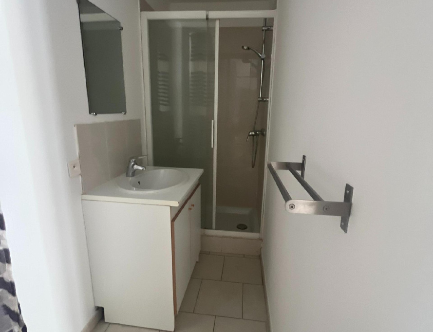 A&S IMMOBILIER, RENTAL Two-room apartments, réf : 1719 / 726016