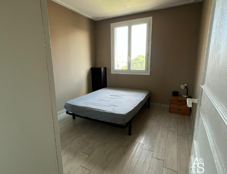 A&S IMMOBILIER, SALE Three-room apartments, réf : 1719 / 726806