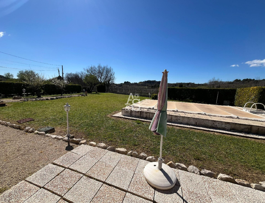 Sale villa La Tour D Aigues