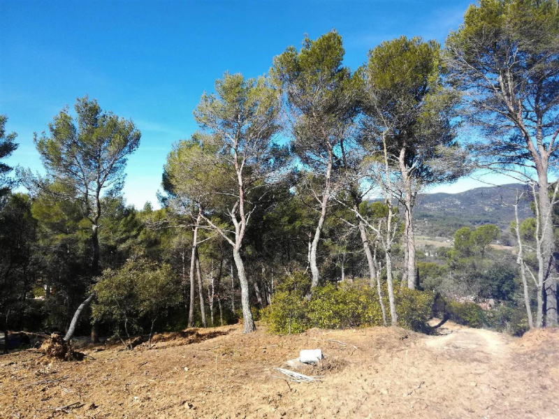 Sale development site Lourmarin